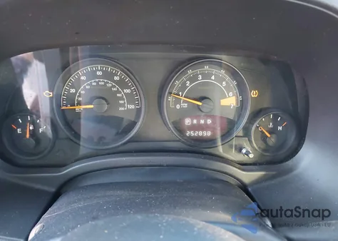 2015 Jeep Patriot Sport z USA, uszkodzony, nr VIN 1C4NJPBA4FD388465